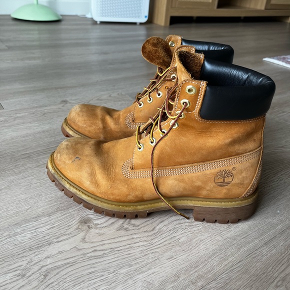 Men’s Timberland 6-Inch Boot - Picture 7 of 10